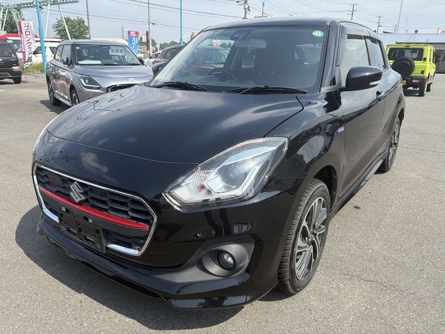 SUZUKI / SWIFT 4WD