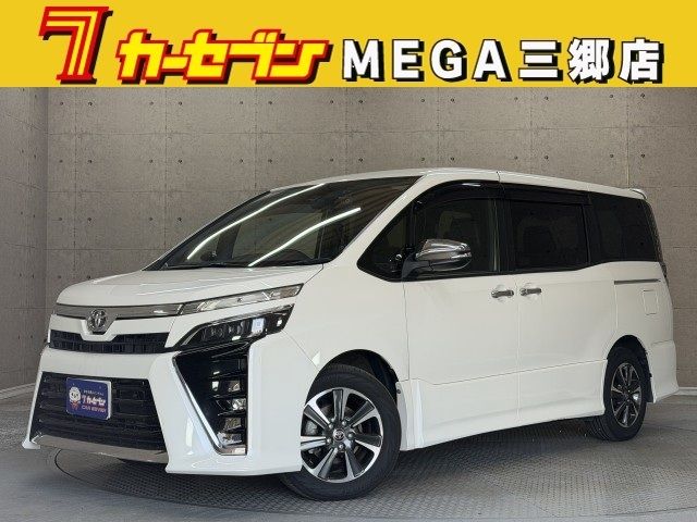 TOYOTA / VOXY