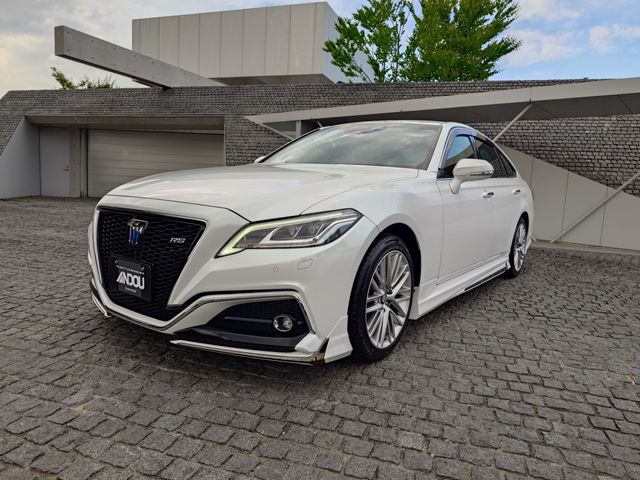 TOYOTA / CROWN sedan hybrid