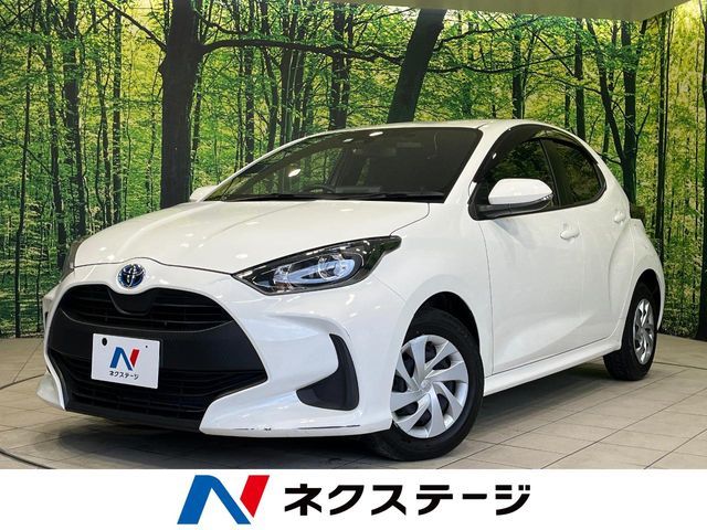 Japanese used car Ref# 1588112 TOYOTA / YARIS HYBRID