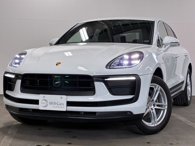 PORSCHE / PORSCHE Macan