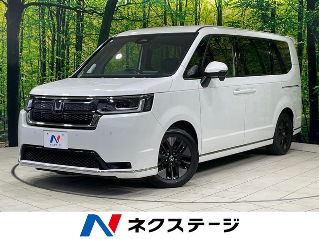 Japanese used car Ref# 1588233 HONDA / STEPWAGON SPADA