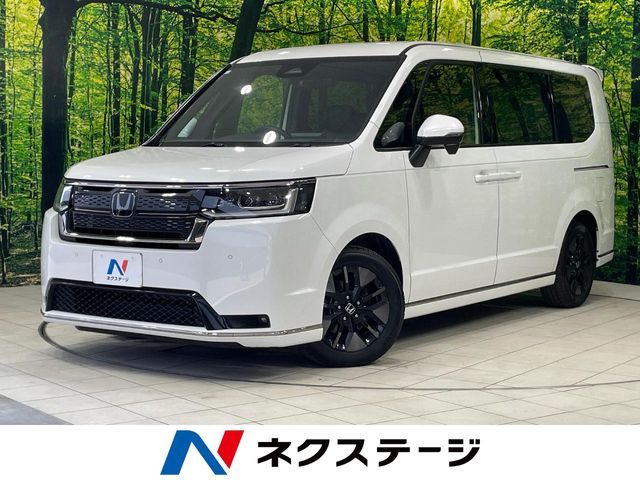Japanese used car Ref# 1588359 HONDA / STEPWAGON SPADA