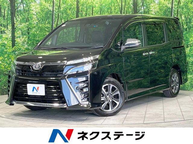 TOYOTA / VOXY