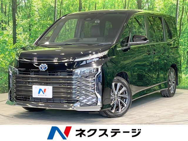 Japanese used car Ref# 1588562 TOYOTA / VOXY HYBRID