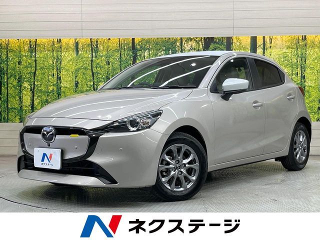 Japanese used car Ref# 1588624 MAZDA / MAZDA2