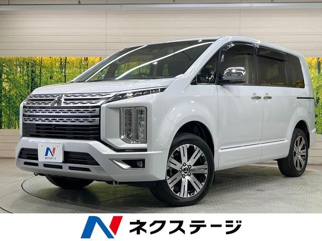 Japanese used car Ref# 1588784 MITSUBISHI / DELICA D:5 4WD