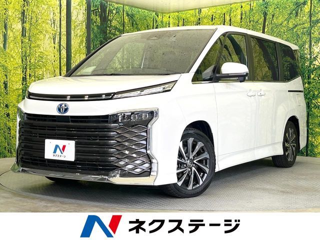 Japanese used car Ref# 1588856 TOYOTA / VOXY HYBRID