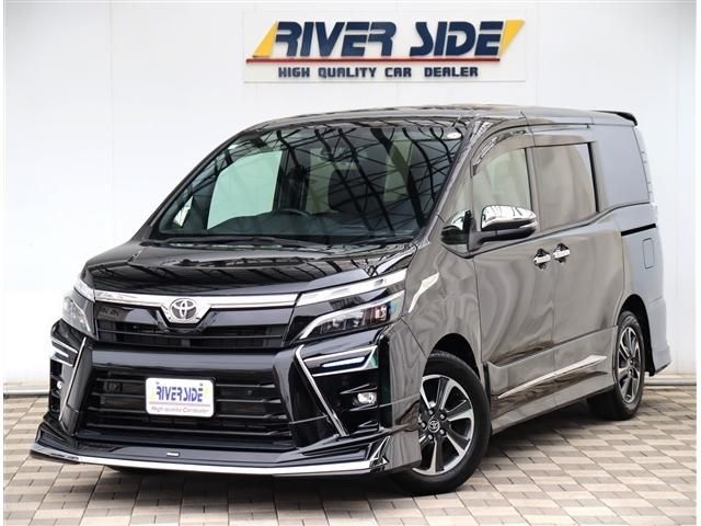 TOYOTA / VOXY