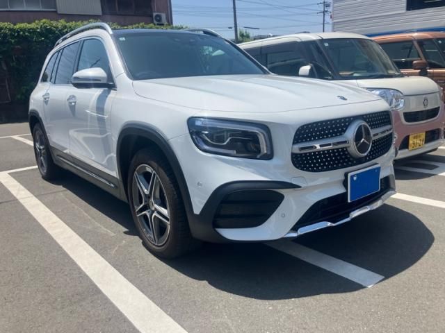 MERCEDES BENZ / MERCEDES BENZ GLB