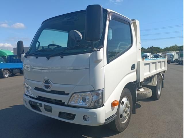 Japanese used car Ref# 1589009 HINO / DUTRO