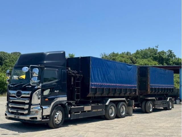 Japanese used car Ref# 1589030 HINO / PROFIA