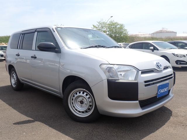 TOYOTA / PROBOX van HYBRID