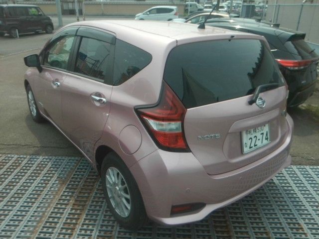 NISSAN / NOTE