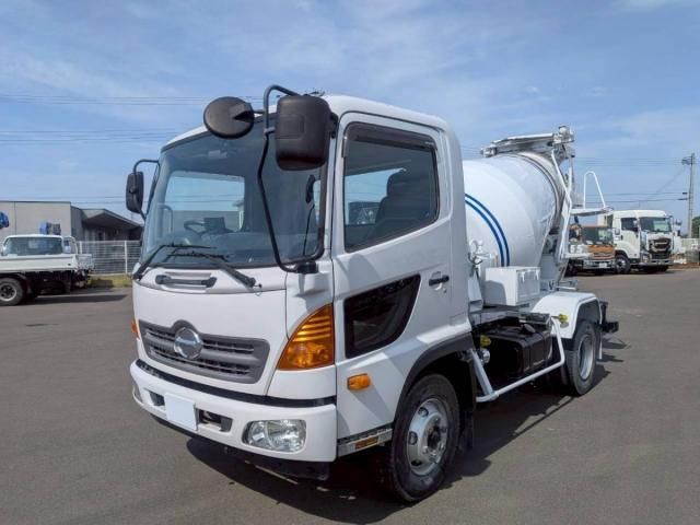 Japanese used car Ref# 1589462 HINO / RANGER