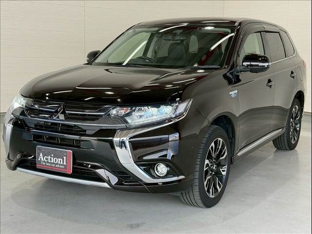 Japanese used car Ref# 1589596 MITSUBISHI / OUTLANDER PHEV
