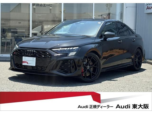 AUDI / AUDI RS3 Sedan