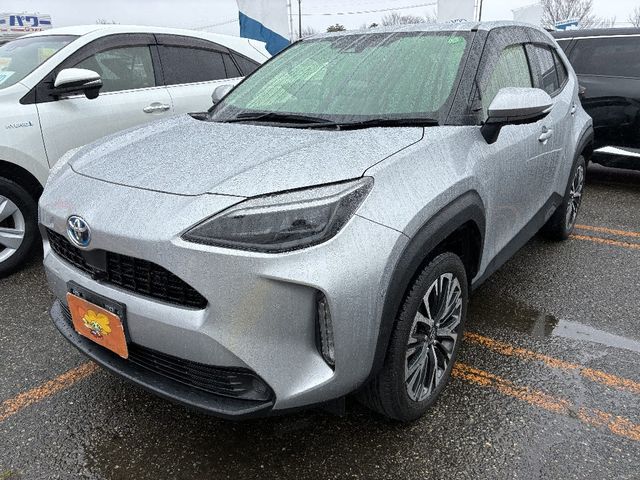 Japanese used car Ref# 1589871 TOYOTA / YARIS CROSS HYBRID