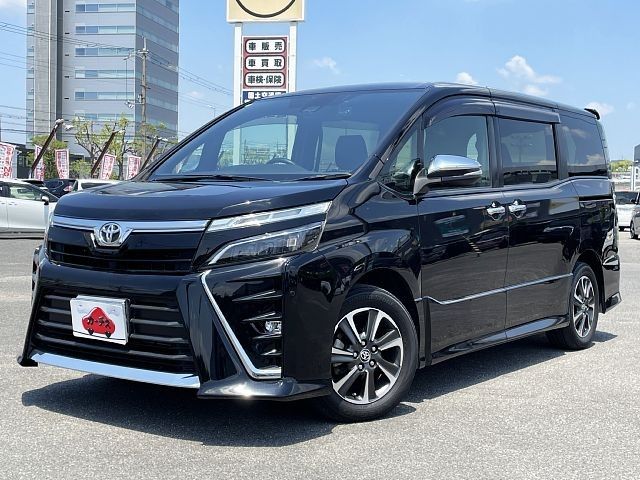 TOYOTA / VOXY