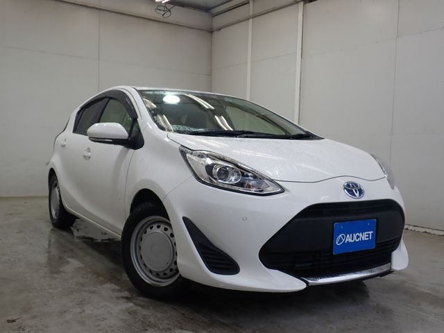 Japanese used car Ref# 1590059 TOYOTA / AQUA