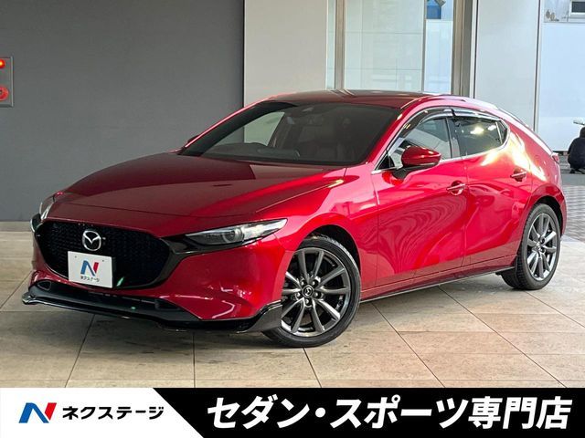Japanese used car Ref# 1590085 MAZDA / MAZDA3 FASTBACK