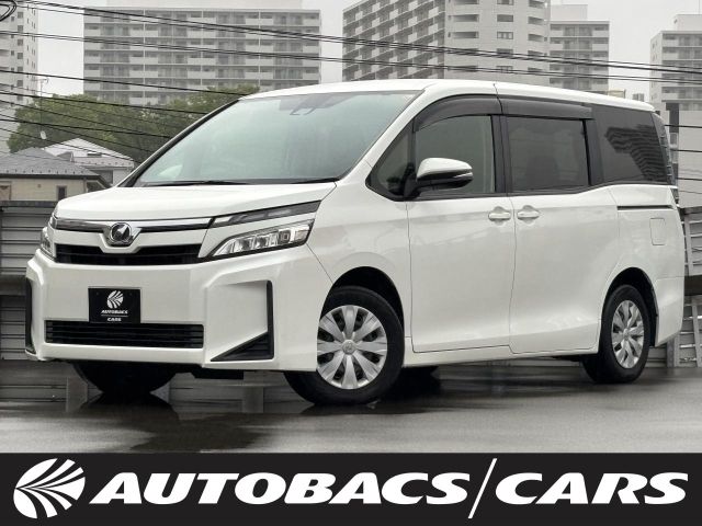 TOYOTA / VOXY