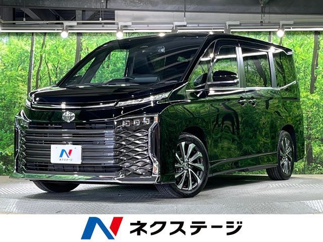 TOYOTA / VOXY