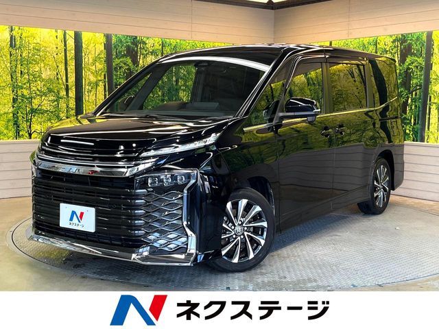 TOYOTA / VOXY