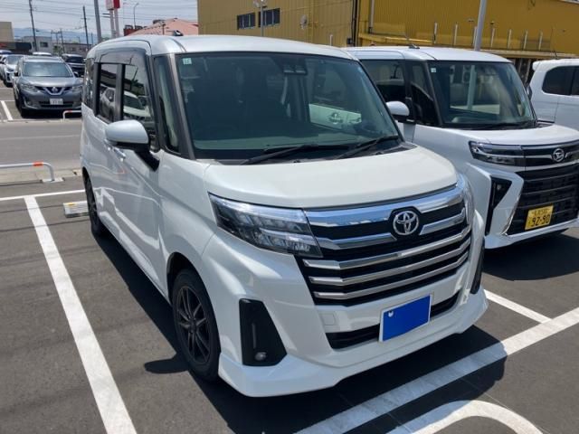 Japanese used car Ref# 1590272 TOYOTA / ROOMY 4WD
