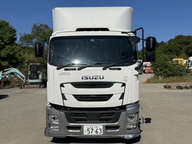 Japanese used car Ref# 1590324 ISUZU / GIGA