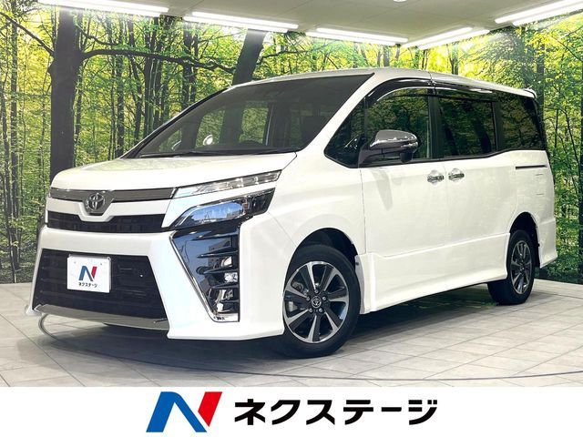 TOYOTA / VOXY 4WD