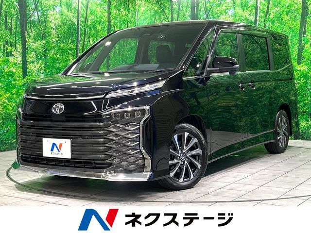 TOYOTA / VOXY