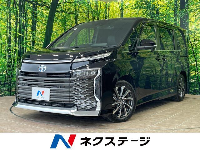 TOYOTA / VOXY HYBRID
