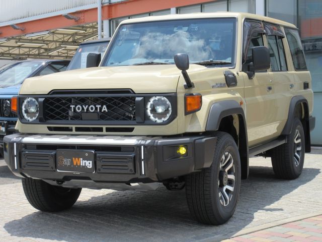 Japanese used car Ref# 1590590 TOYOTA / LANDCRUISER 70