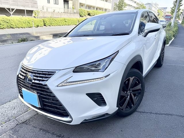 Japanese used car Ref# 1590606 TOYOTA / LEXUS NX300h AWD