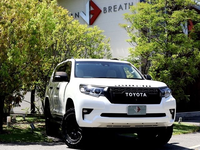 Japanese used car Ref# 1590721 TOYOTA / LANDCRUISER PRADO