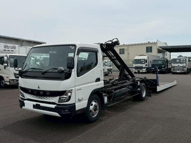 Japanese used car Ref# 1590807 MITSUBISHI / CANTER