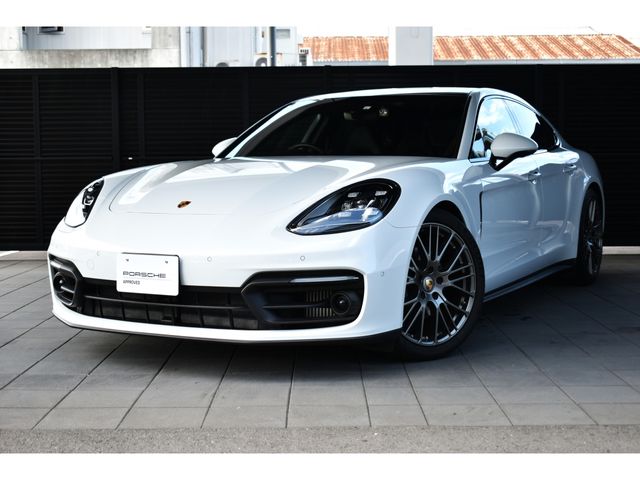 PORSCHE / PORSCHE PANAMERA