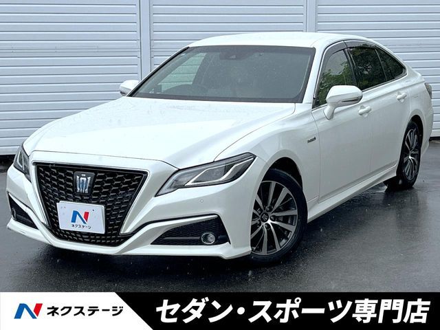 TOYOTA / CROWN sedan hybrid