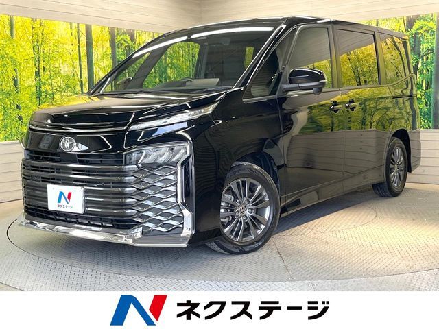 TOYOTA / VOXY