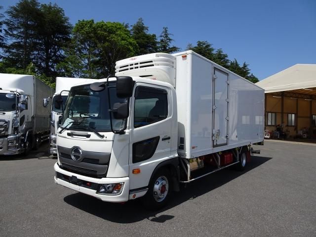 Japanese used car Ref# 1590990 HINO / RANGER