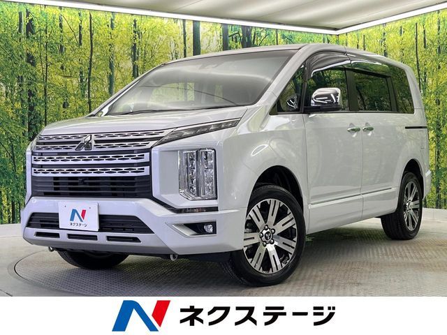 Japanese used car Ref# 1591047 MITSUBISHI / DELICA D:5 4WD