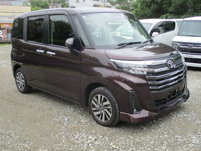 TOYOTA / ROOMY
