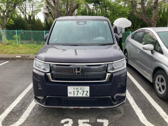 HONDA / STEPWAGON SPADA
