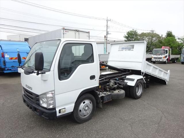 Japanese used car Ref# 1591186 ISUZU / ELF