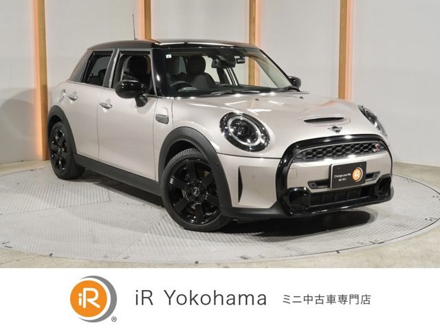 Japanese used car Ref# 1591386 BMW / MINI COOPER S 5DOOR