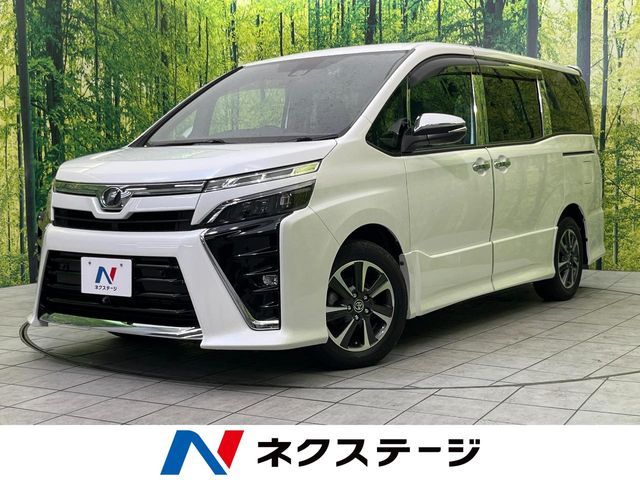 TOYOTA / VOXY