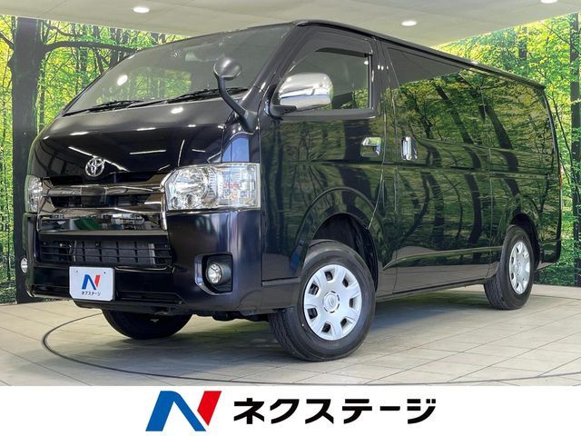 TOYOTA / HIACE van 4WD