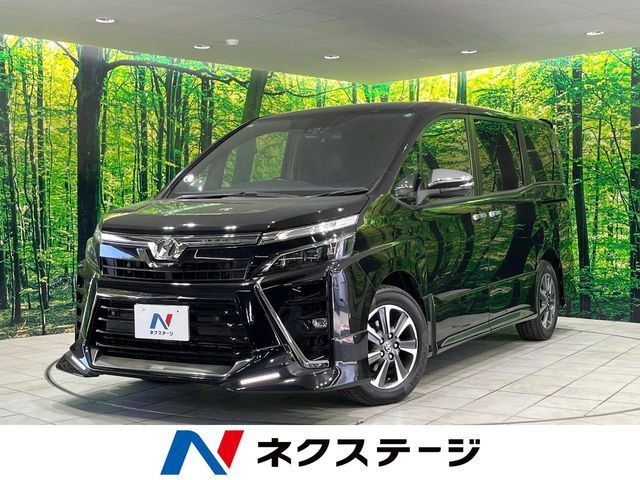 TOYOTA / VOXY