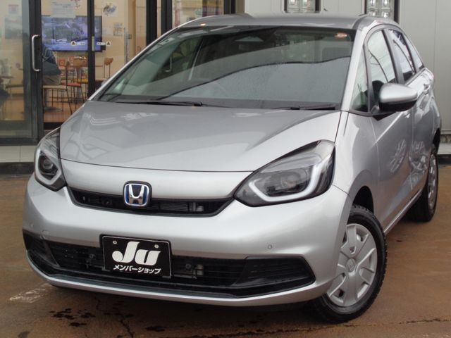 Japanese used car Ref# 1591732 HONDA / FIT e:HEV 4WD